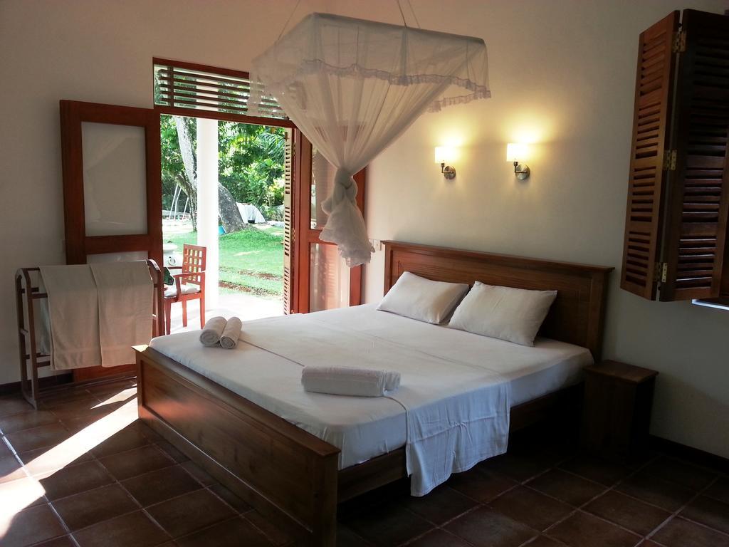 Hettimulla River House Bentota Extérieur photo